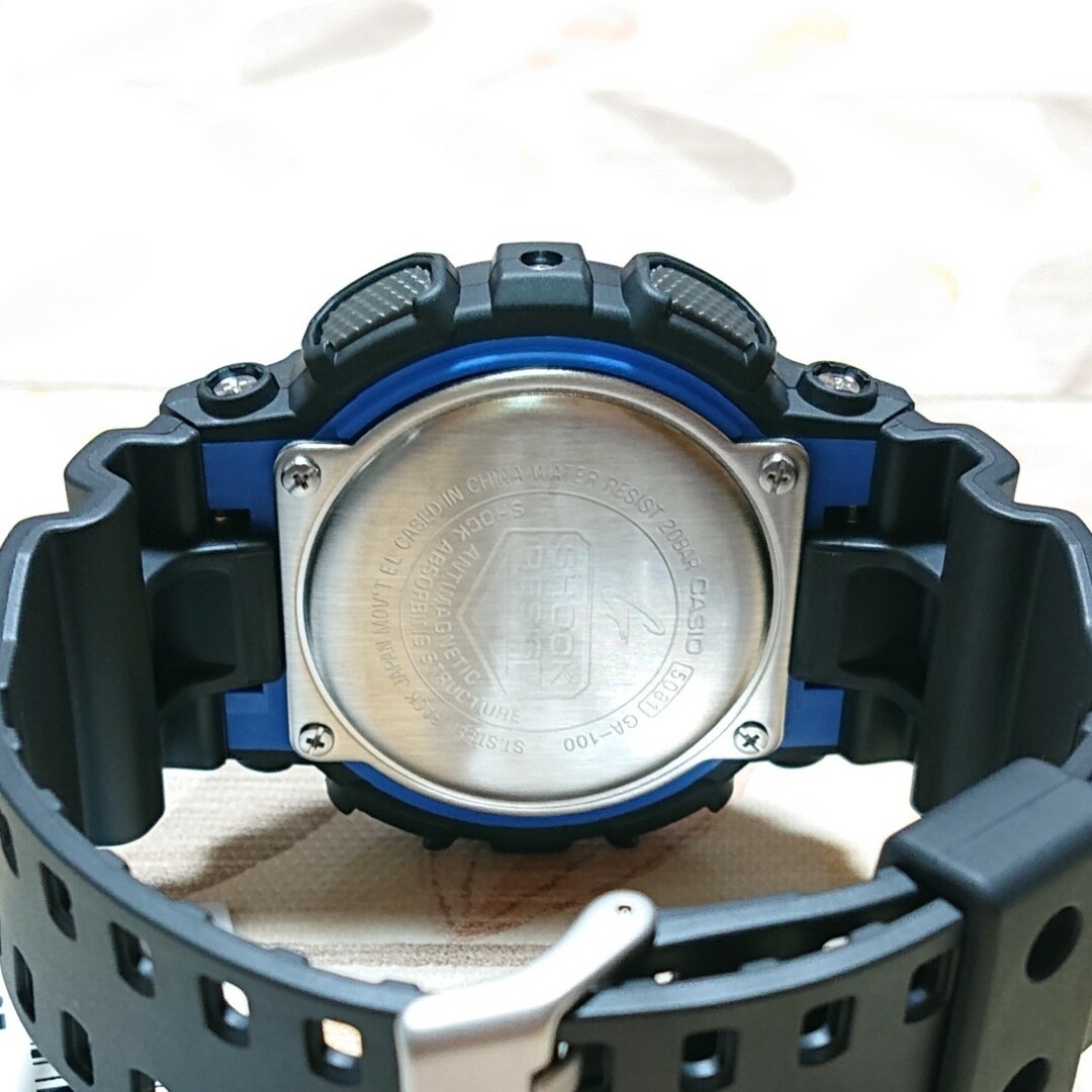 未使用品【CASIO/G-SHOCK】デジアナ メンズ腕時計GA-100-1A2