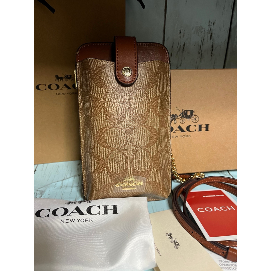 COACH(コーチ)のCOACHスマホショルダーバッグ　シグネチャー レディースのバッグ(ショルダーバッグ)の商品写真