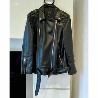 ザラ(ZARA)のZARA オーバーサイズレザーライダースジャケット S-Mサイズ(ライダースジャケット)