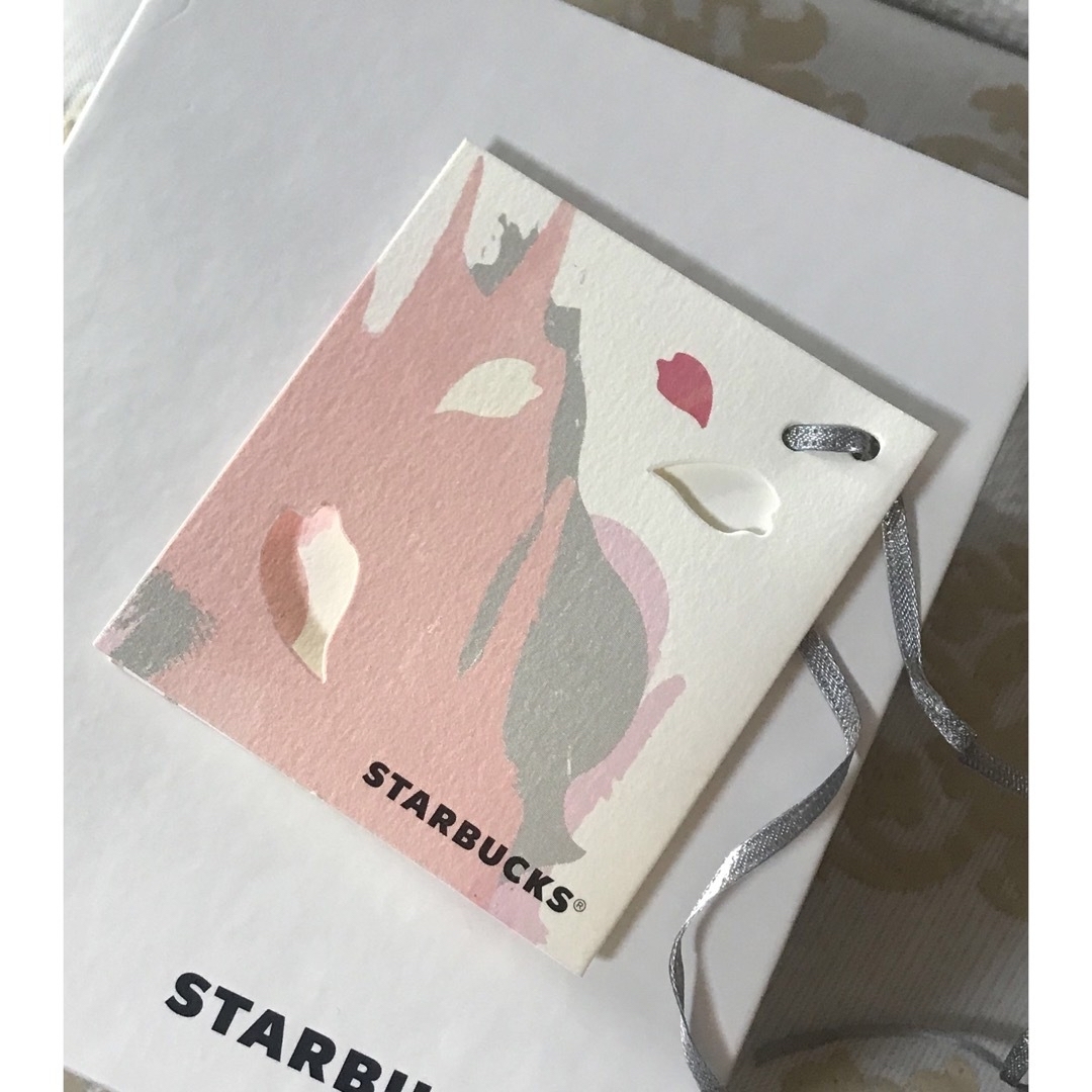 Starbucks(スターバックス)のスタバ　サクラグラス2016 耐熱ガラス　2個セット インテリア/住まい/日用品のキッチン/食器(グラス/カップ)の商品写真