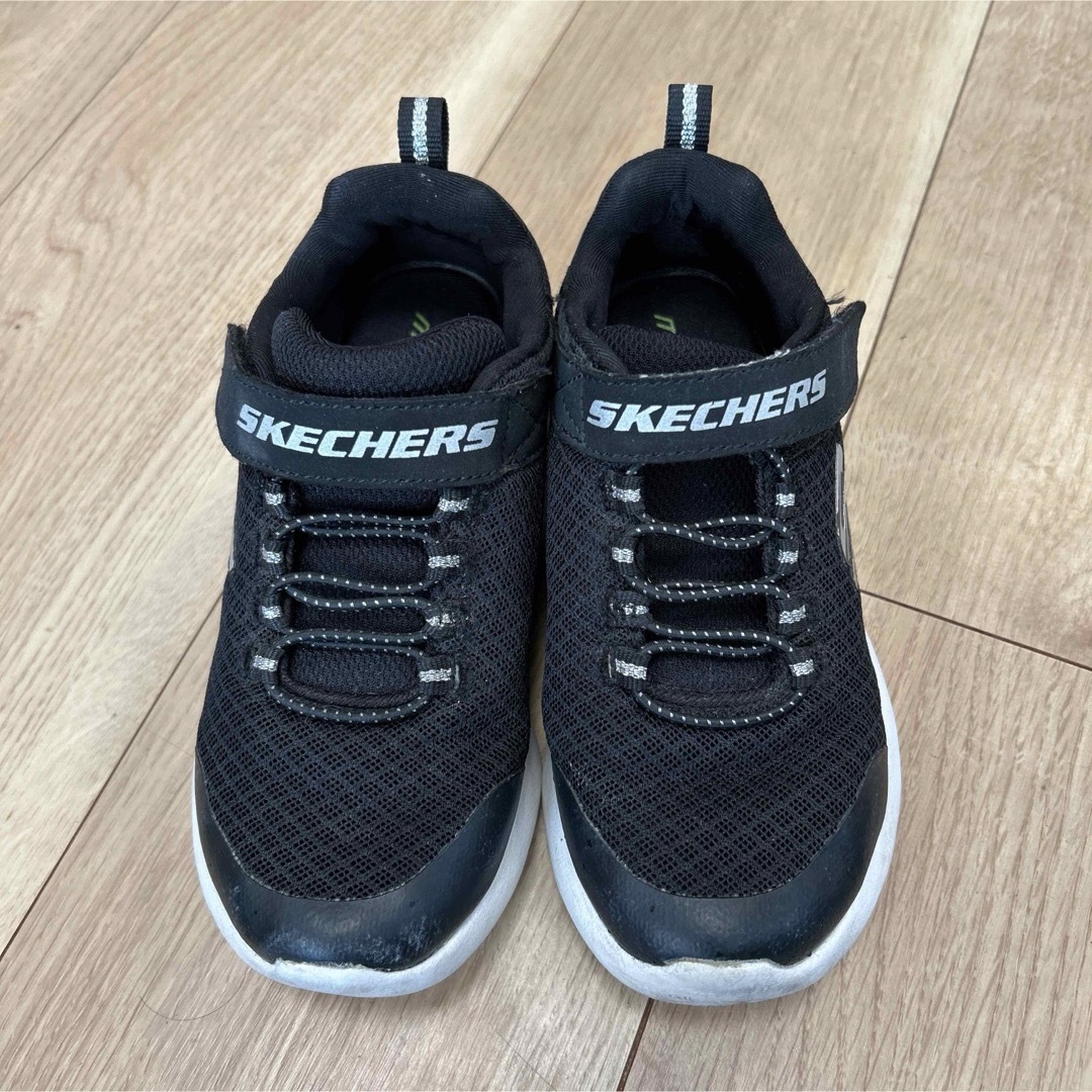 SKECHERS(スケッチャーズ)のスケッチャーズ18cmキッズスニーカー キッズ/ベビー/マタニティのキッズ靴/シューズ(15cm~)(スニーカー)の商品写真