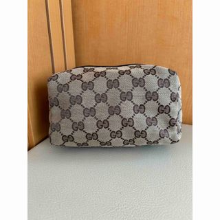 グッチ(Gucci)のGUCCI グッチ　ポーチ　《新品未使用》(ポーチ)