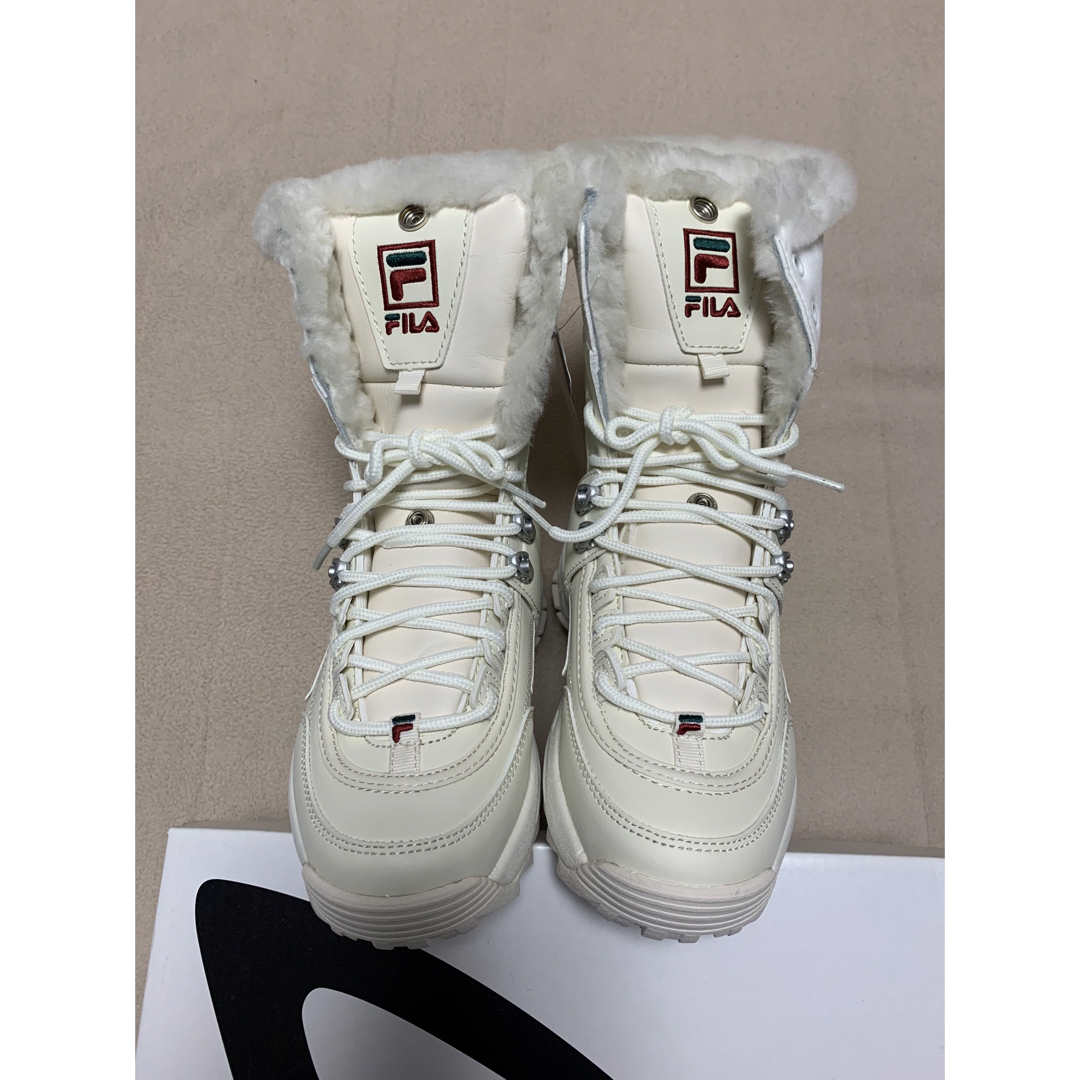 FILA(フィラ)の新品☆ フィラ（FILA）のディスラプターブーツ23.0 レディースの靴/シューズ(ブーツ)の商品写真