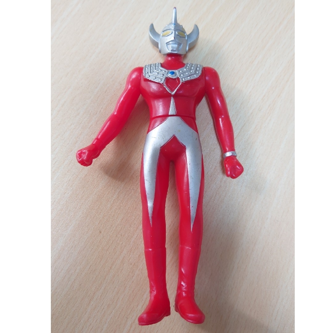 ウルトラマン ソフビ人形 3点 まとめ売り エンタメ/ホビーのフィギュア(特撮)の商品写真