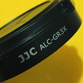リコー(RICOH)のRICOH GR3 オート開閉レンズキャップ JJC ALC-GR3X(コンパクトデジタルカメラ)