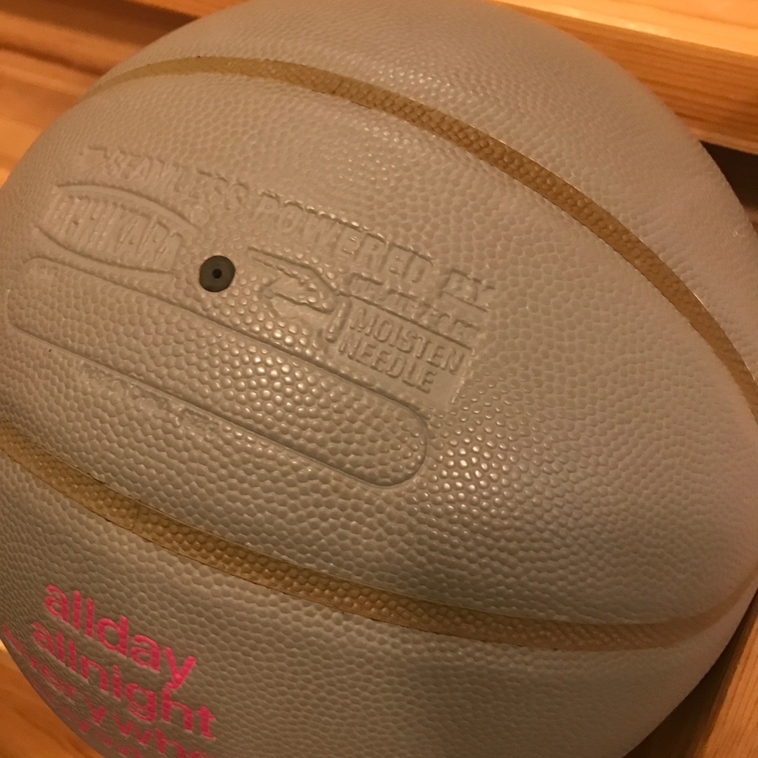 ballaholic(ボーラホリック)のボーラホリック ballaholic バスケットボール　７号 スポーツ/アウトドアのスポーツ/アウトドア その他(バスケットボール)の商品写真