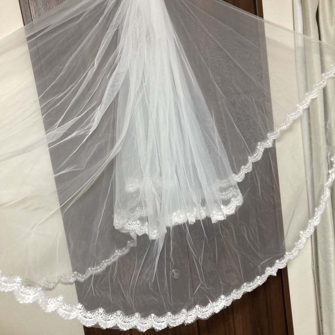 ウエディングベール コーム付 ブライダル ベール レディースのフォーマル/ドレス(ウェディングドレス)の商品写真