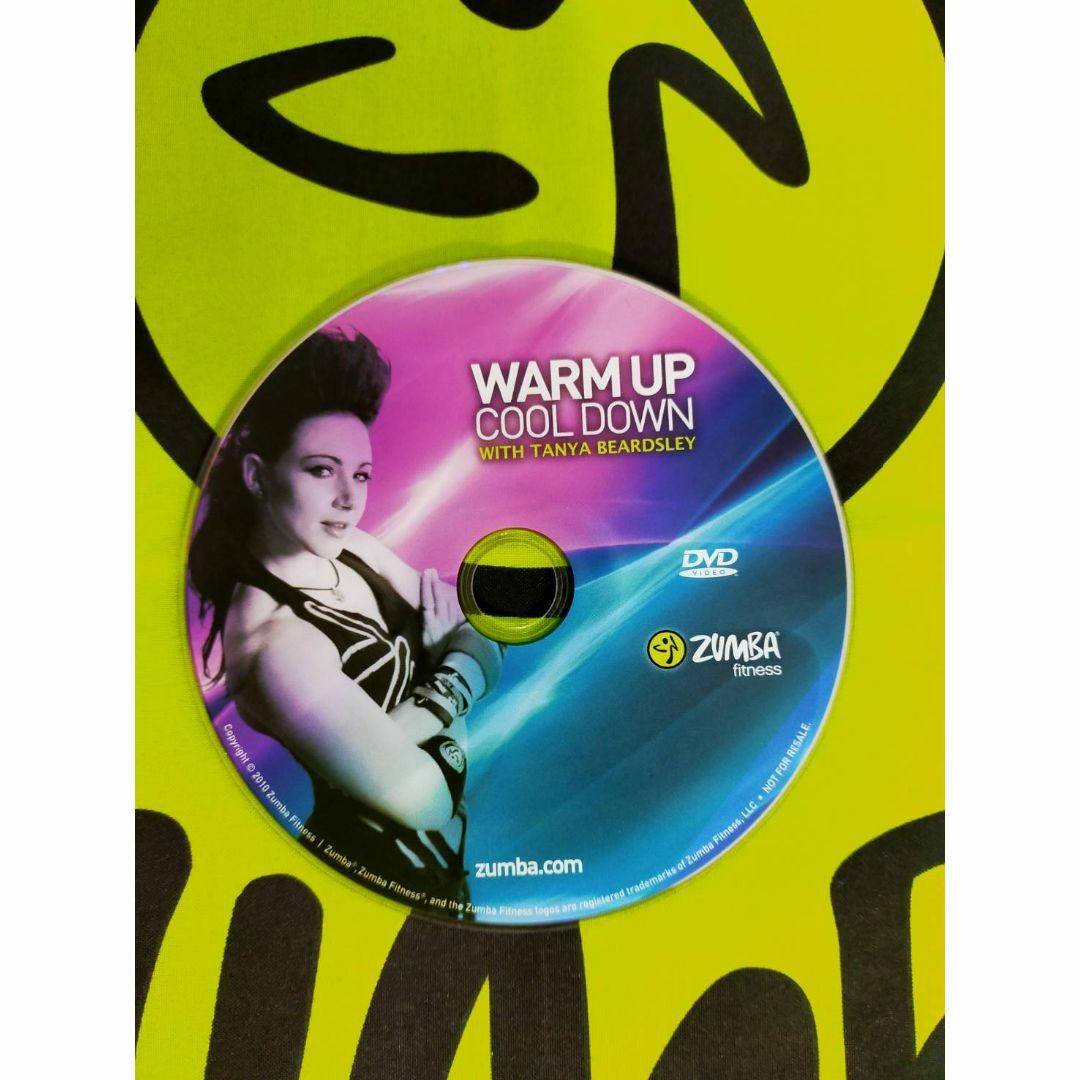 Zumba(ズンバ)のZUMBAズンバ WARMUP COOLDOWN CD DVD 希少 エンタメ/ホビーのDVD/ブルーレイ(スポーツ/フィットネス)の商品写真