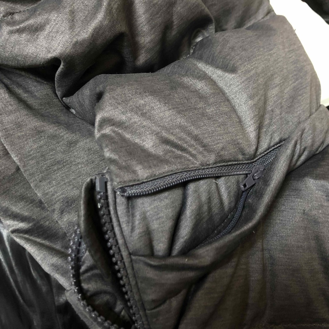 UNIQLO(ユニクロ)のユニクロ UNIQLO ストレッチ ダウンジャケット (女性用Mサイズ)　グレー レディースのジャケット/アウター(ダウンジャケット)の商品写真