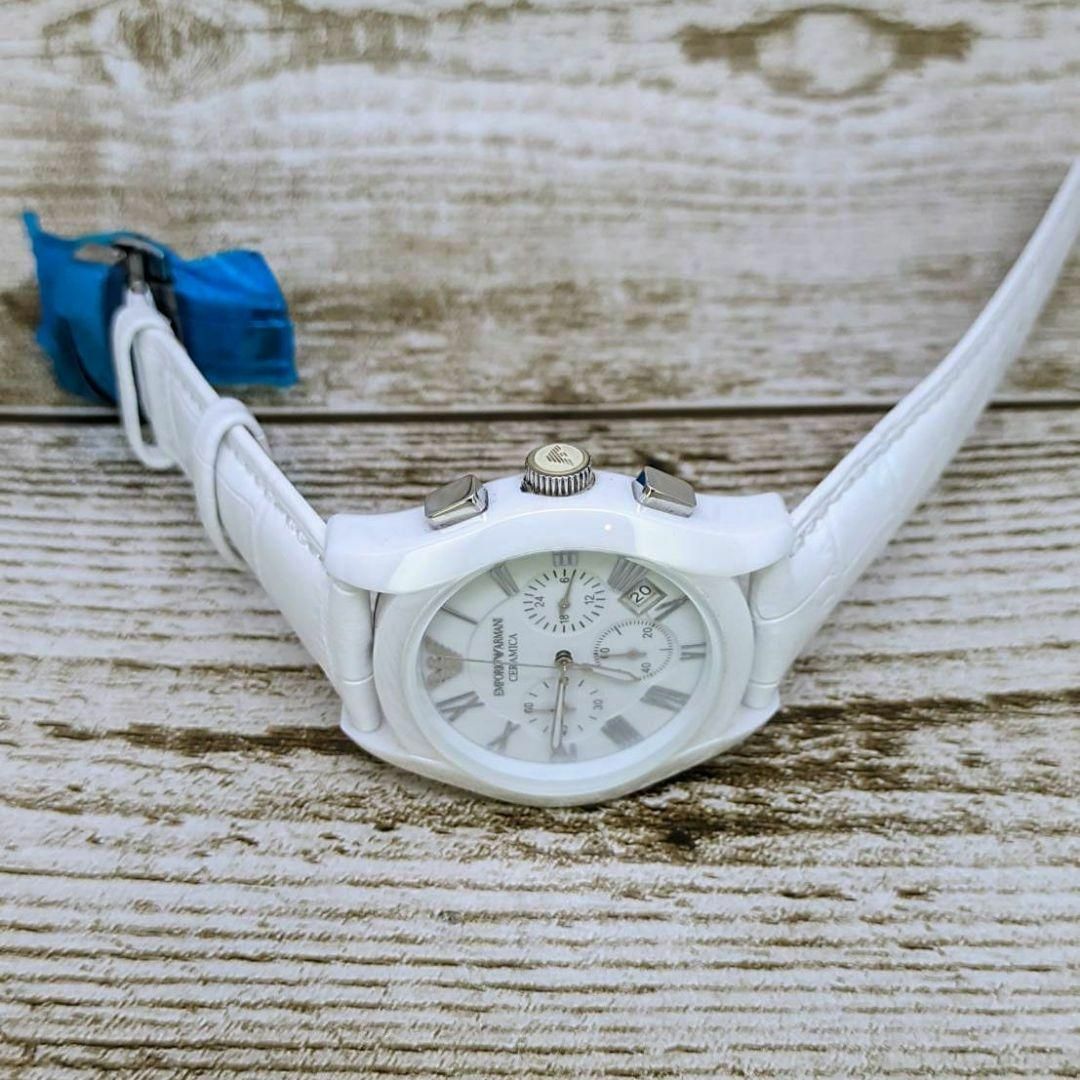 エンポリオアルマーニ　セラミック　バタフライクラスプバンド　腕時計　ホワイト