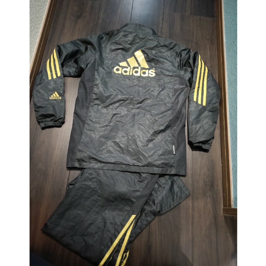 adidas(アディダス)のadidasジャージセットアップ150 スポーツ/アウトドアのサッカー/フットサル(ウェア)の商品写真