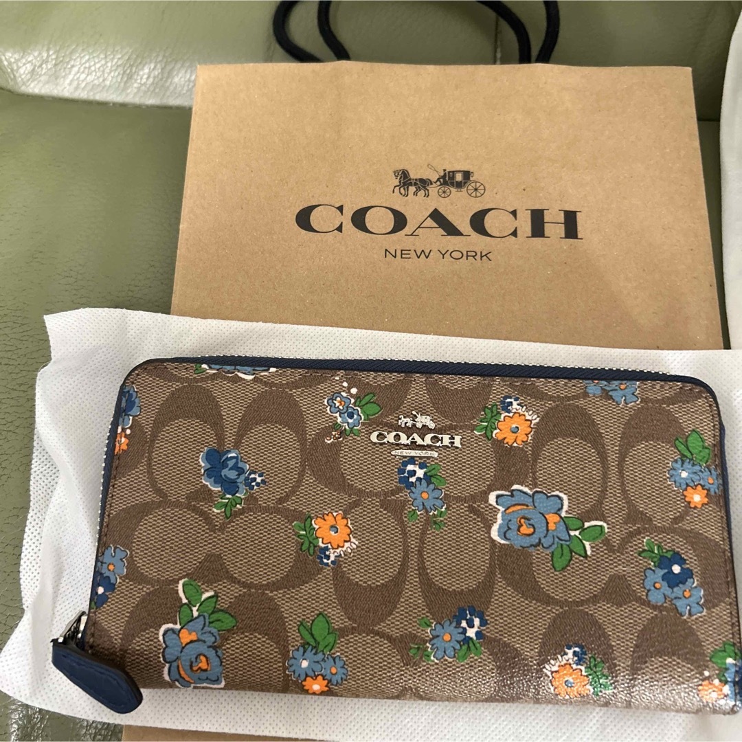 新品未使用coachバッグと長財布のセット