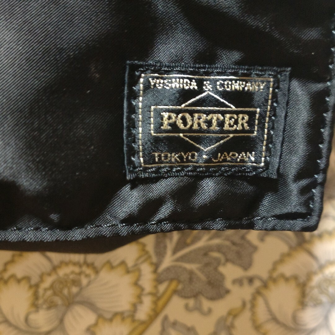 PORTER(ポーター)のポーター タンカー 縦型フラップショルダー メンズのバッグ(ショルダーバッグ)の商品写真