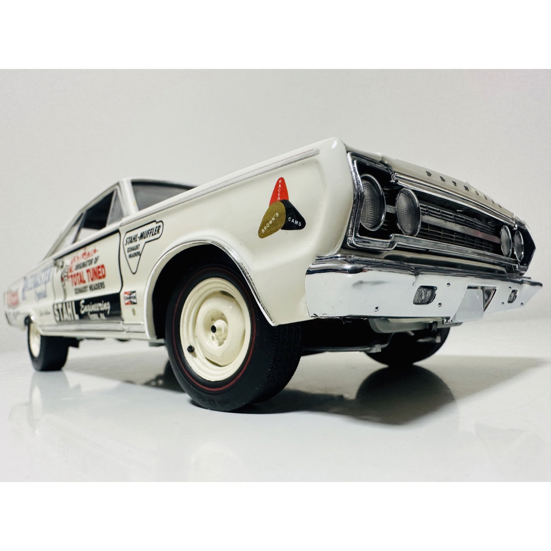 Chrysler(クライスラー)のHW/'67 Plymouthプリムス Belvedereベルベディア 1/18 エンタメ/ホビーのおもちゃ/ぬいぐるみ(ミニカー)の商品写真