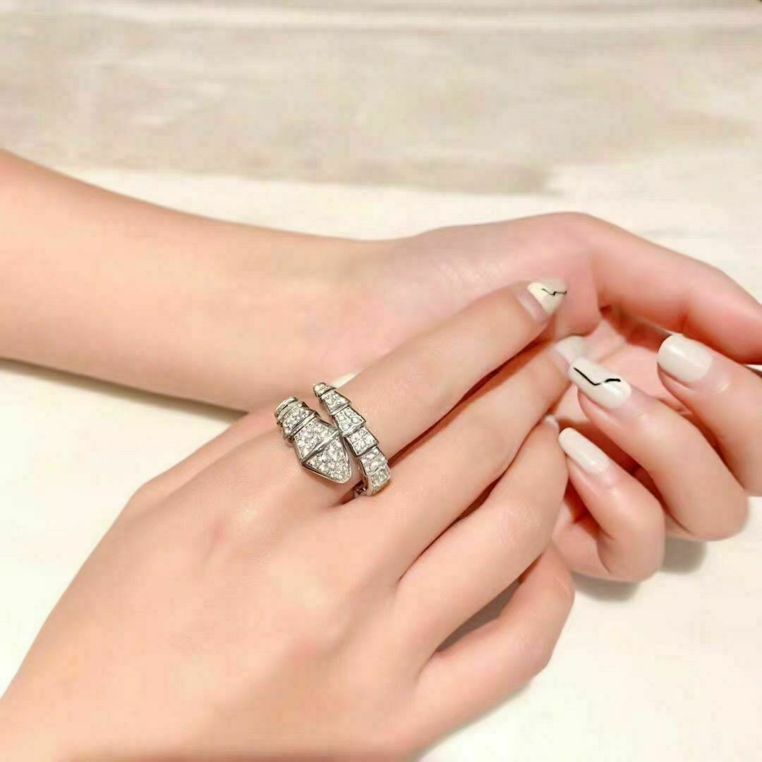 SONA ダイヤモンド　スネーク　リング　シルバー　フリーサイズ　運気アップ レディースのアクセサリー(リング(指輪))の商品写真