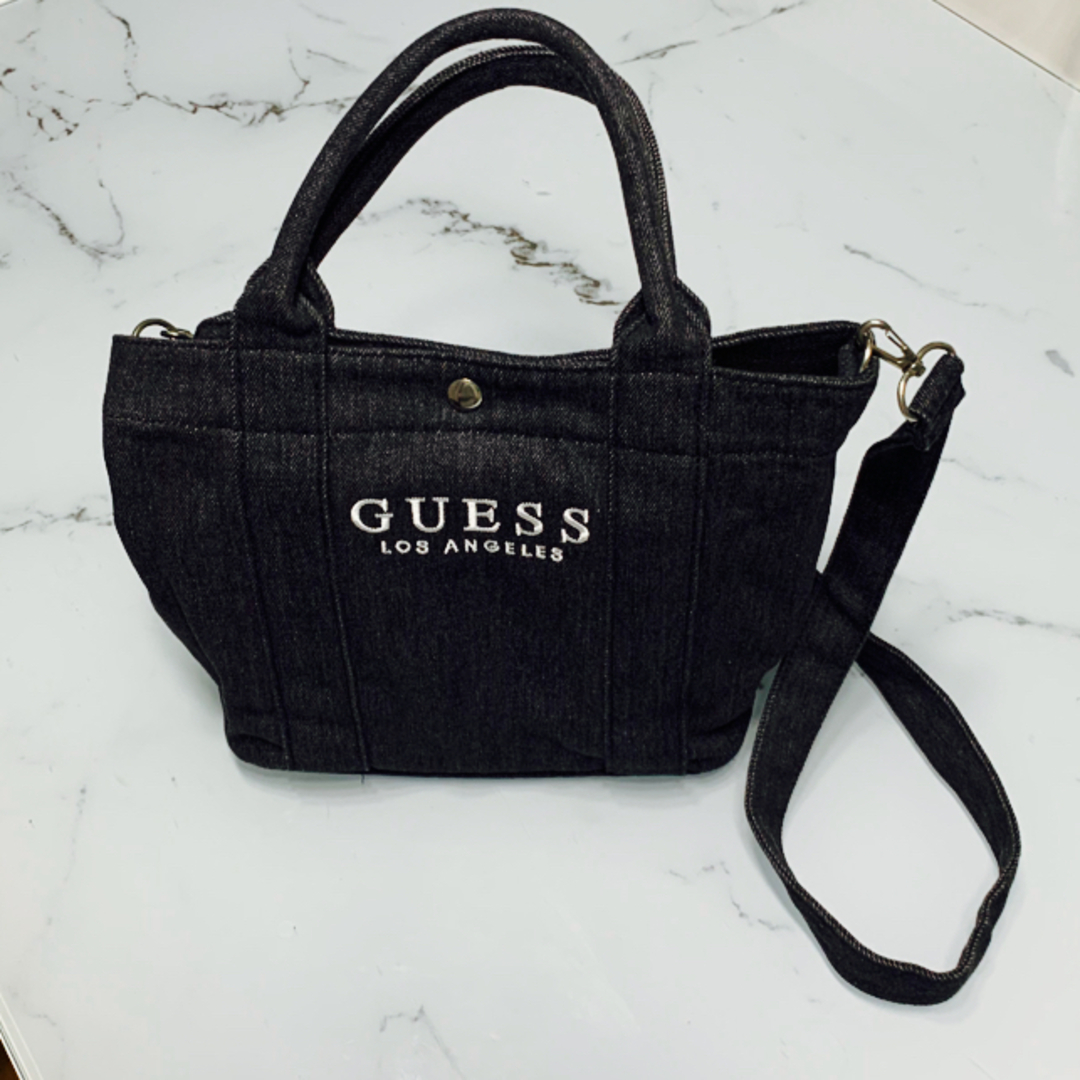 美品！GUESS ショルダー　トートバッグ