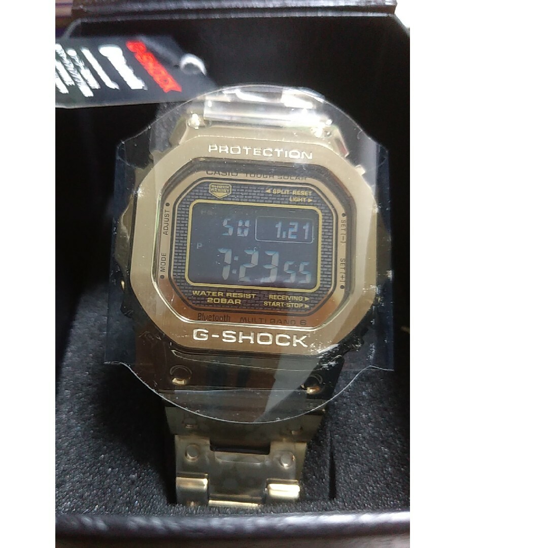 G-SHOCK(ジーショック)の新品未使用　最終値下げ　ゴールドG-SHOCK  GMW-B5000GD-9JF メンズの時計(腕時計(デジタル))の商品写真