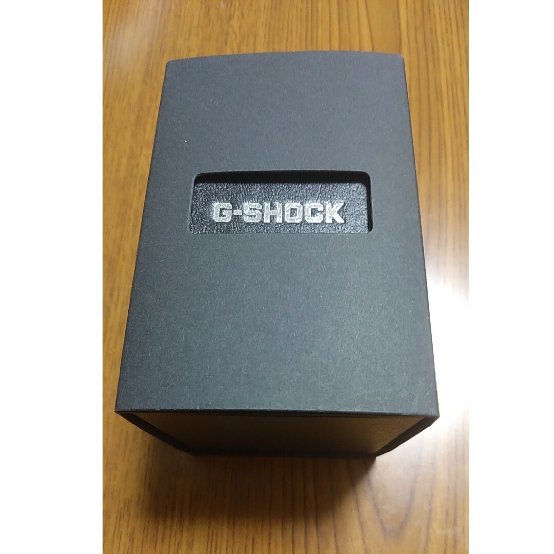 G-SHOCK(ジーショック)の新品未使用　最終値下げ　ゴールドG-SHOCK  GMW-B5000GD-9JF メンズの時計(腕時計(デジタル))の商品写真