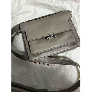 マルニ(Marni)のmarni ショルダーバッグ トランクソフトミニ トープ レザー(ショルダーバッグ)