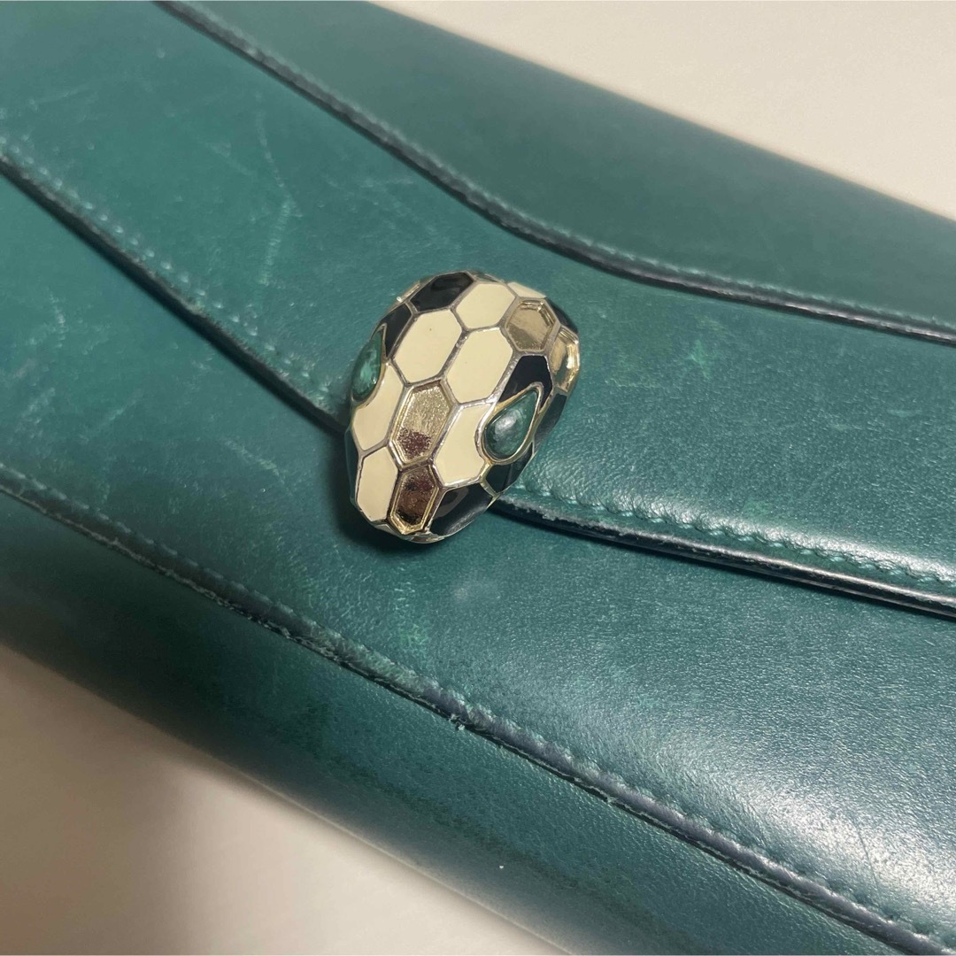 ブルガリ セルペンティ フォーエバー 蛇 ロゴ金具 グリーン 長 ブルガリ セルペンティ フォーエバー 蛇 ロゴ金具 グリーン 長