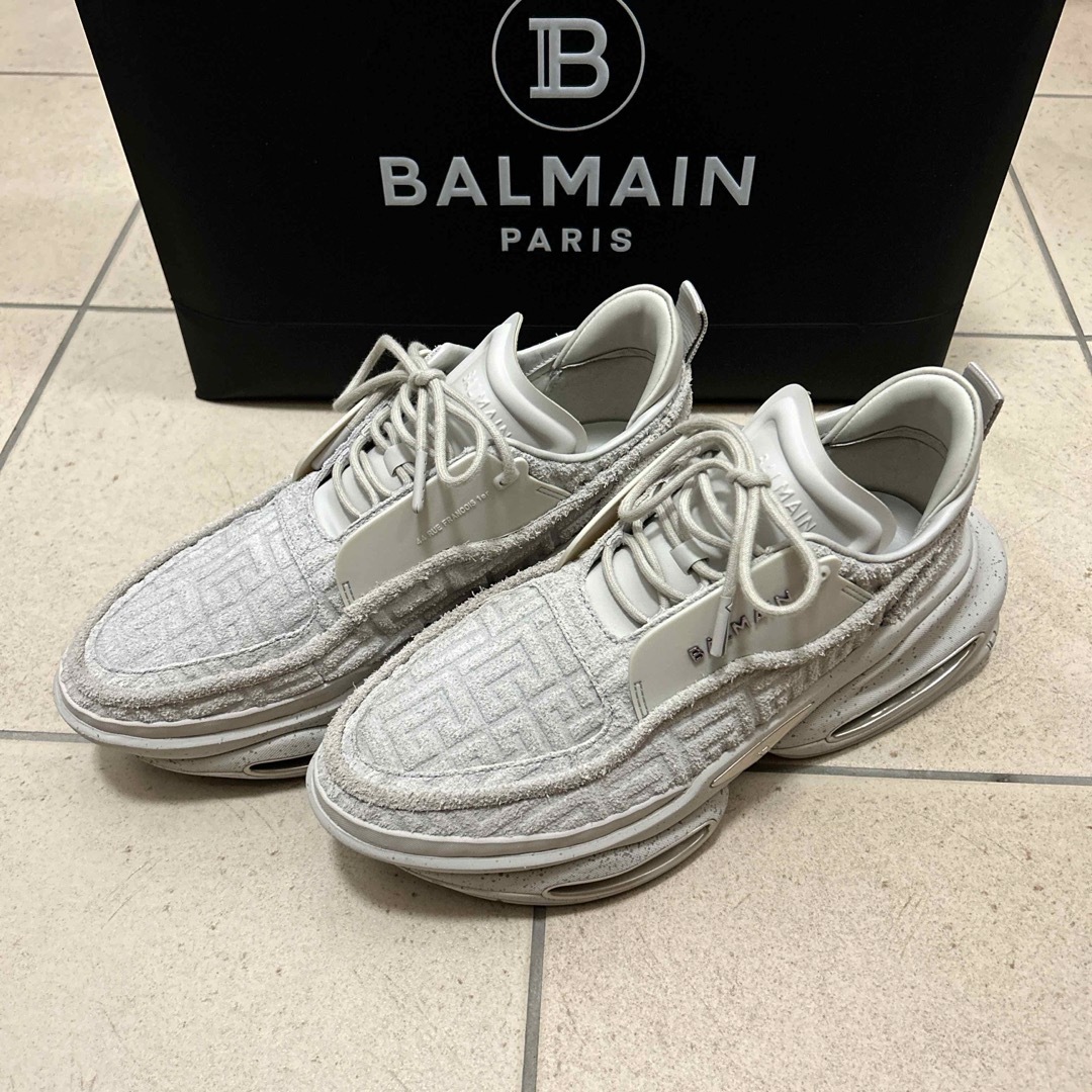 BALMAIN(バルマン)のBALMAIN バルマンスニーカー メンズの靴/シューズ(スニーカー)の商品写真