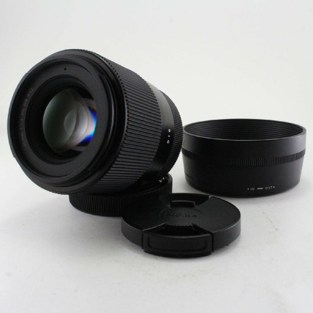 SIGMA 30mm F1.4 DC DN Contemporary C016 スマホ/家電/カメラのカメラ(レンズ(単焦点))の商品写真