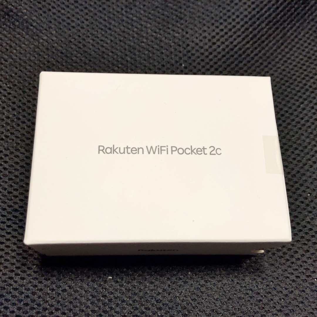 ZTE(ゼットティーイー)のRakuten WiFi Pocket 2C ZR03M ホワイト スマホ/家電/カメラのPC/タブレット(PC周辺機器)の商品写真