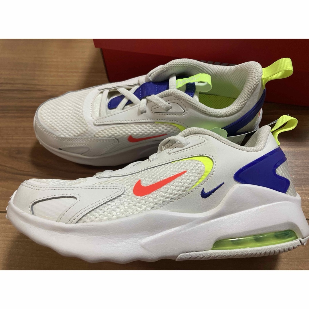 NIKE(ナイキ)の靴　シューズ　NIKE ナイキ NIKE AIR MAX BOLT 22cm キッズ/ベビー/マタニティのキッズ靴/シューズ(15cm~)(スニーカー)の商品写真