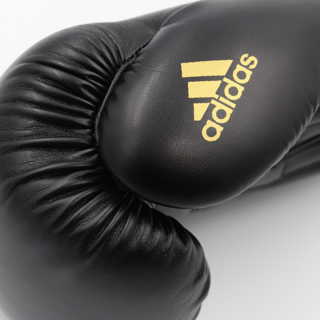 adidas(アディダス)の送料無料 新品 adidasボクシンググローブSPEED adisBG50 8黒 スポーツ/アウトドアのスポーツ/アウトドア その他(ボクシング)の商品写真