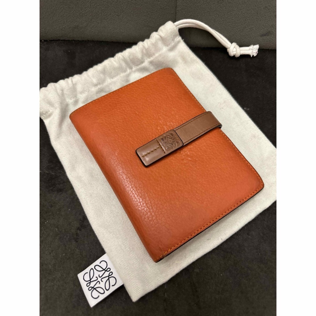 LOEWE(ロエベ)のLOEWE 二つ折り財布 レディースのファッション小物(財布)の商品写真