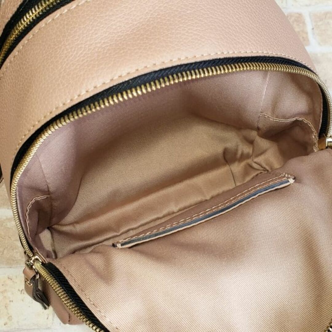 GIANNI CHIARINI - ジャンニキアリーニ ☆ レザー ミニ リュック GIANNI CHIARINI - ジャンニキアリーニ ☆ レザー ミニ リュック