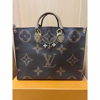 ルイヴィトン(LOUIS VUITTON)のルイヴィトン M45320LOUISVUITTONオンザゴーGM チャームセット(トートバッグ)