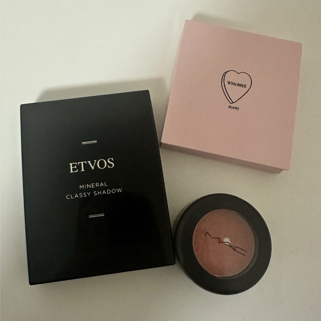 ETVOS(エトヴォス)のアイシャドウ3点 コスメ/美容のベースメイク/化粧品(アイシャドウ)の商品写真