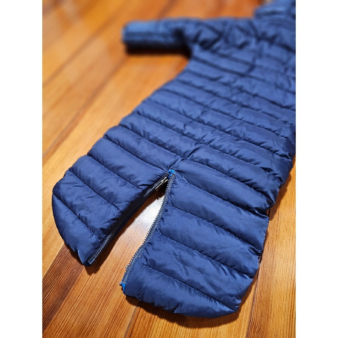 patagonia(パタゴニア)のPatagonia ダウン 防寒 ジャンプスーツ カバーオール OM 60サイズ キッズ/ベビー/マタニティのベビー服(~85cm)(ジャケット/コート)の商品写真