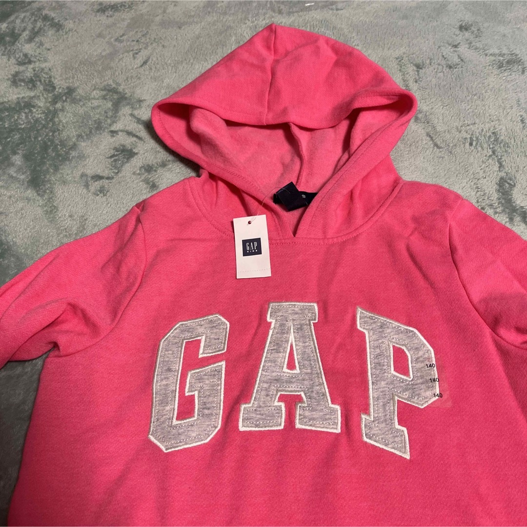 GAP Kids(ギャップキッズ)のGAP 裏起毛パーカー キッズ/ベビー/マタニティのキッズ服女の子用(90cm~)(ジャケット/上着)の商品写真
