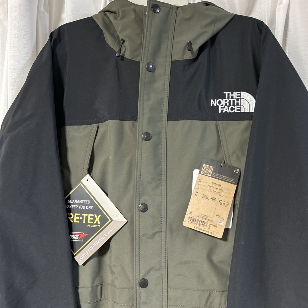 THE NORTH FACE(ザノースフェイス)のノースフェイスマウンテンライトジャケット メンズのジャケット/アウター(マウンテンパーカー)の商品写真