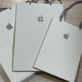 アップル(Apple)の［セール中］ペーパーバッグ3枚セット　アップル(ショップ袋)