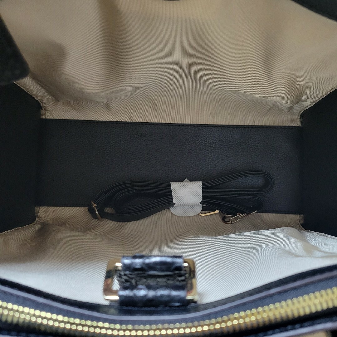 未使用★ブラックリアルパイソン　2wayバッグ レディースのバッグ(ハンドバッグ)の商品写真