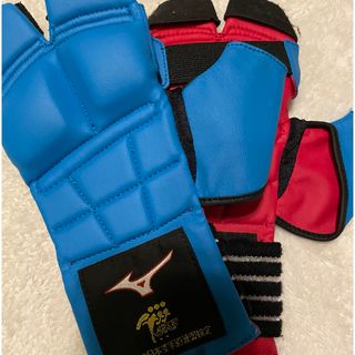 ミズノ(MIZUNO)のミズノ　拳サポーター　リバーシブル　Sサイズ(相撲/武道)