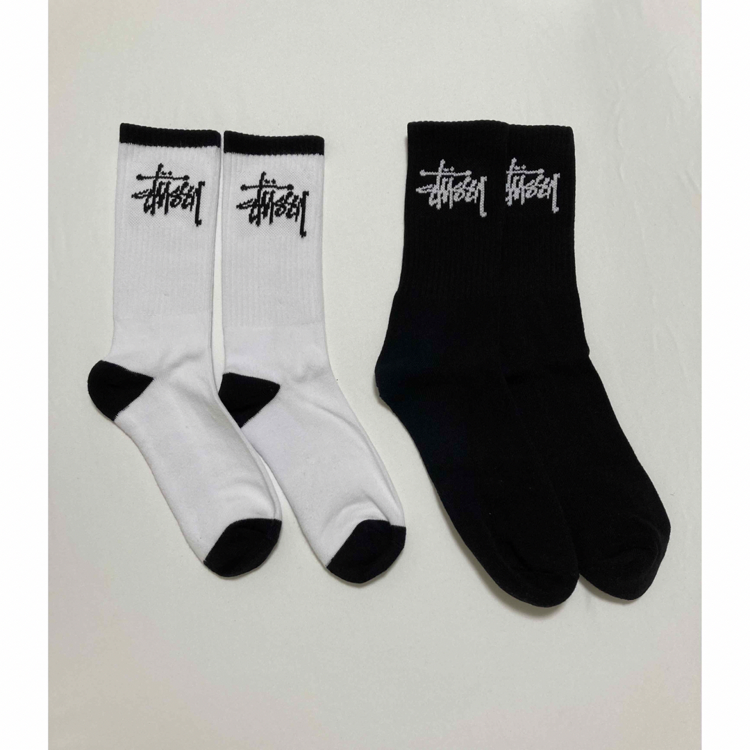 新品未使用　stussy ステューシー　ロゴハイソックス　2足セット　海外正規品 レディースのレッグウェア(ソックス)の商品写真