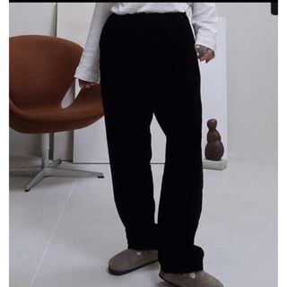 ARGUE（カジュアルパンツ）のフリマアイテム一覧