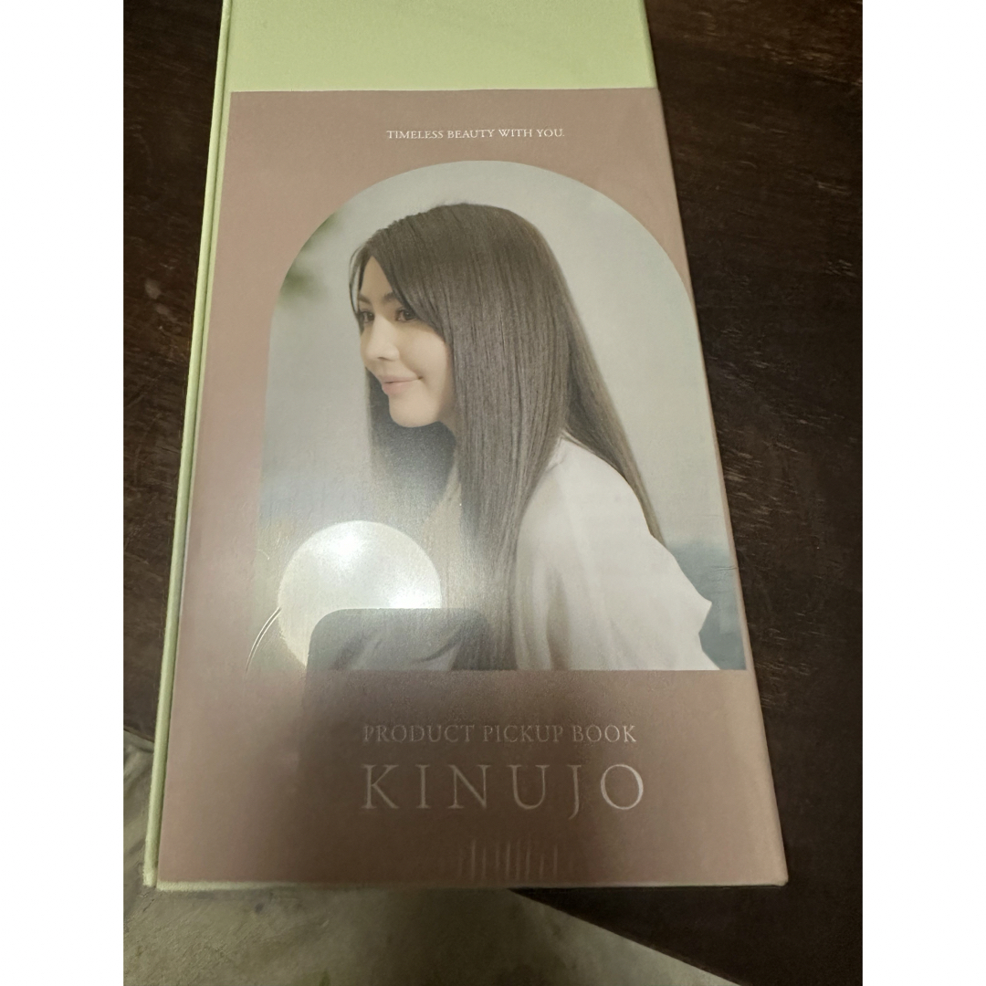 KINUJO(キヌジョ)の絹女～KINUJO～ STRAIGHT IRON スマホ/家電/カメラの美容/健康(ヘアアイロン)の商品写真