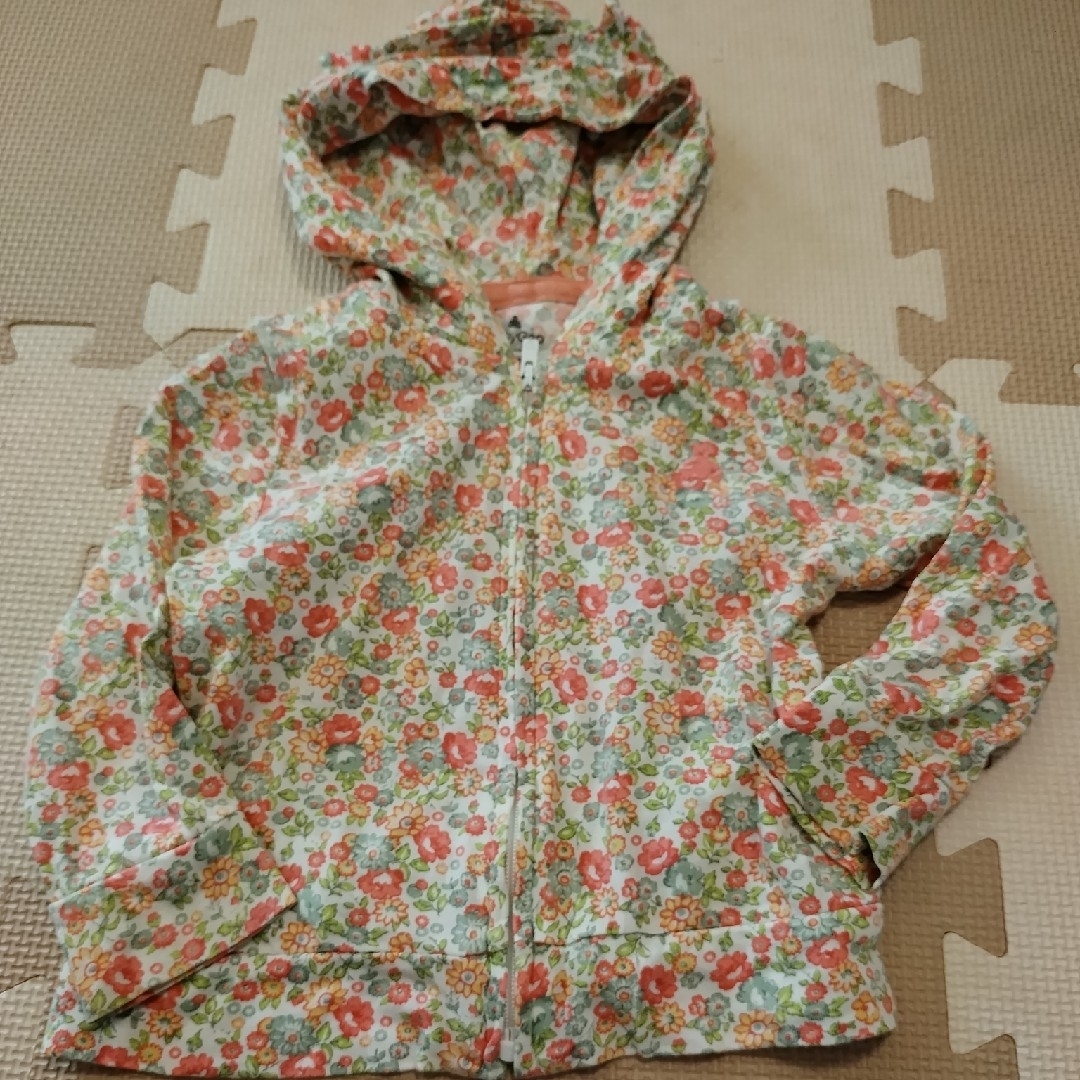 babyGAP(ベビーギャップ)のGAP　パーカー キッズ/ベビー/マタニティのベビー服(~85cm)(トレーナー)の商品写真