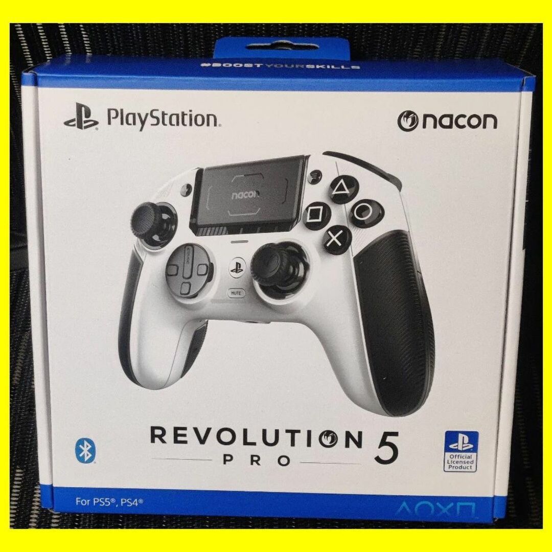 PS5用 ナコン レボリューション5プロコントローラー ホワイト エンタメ/ホビーのゲームソフト/ゲーム機本体(その他)の商品写真