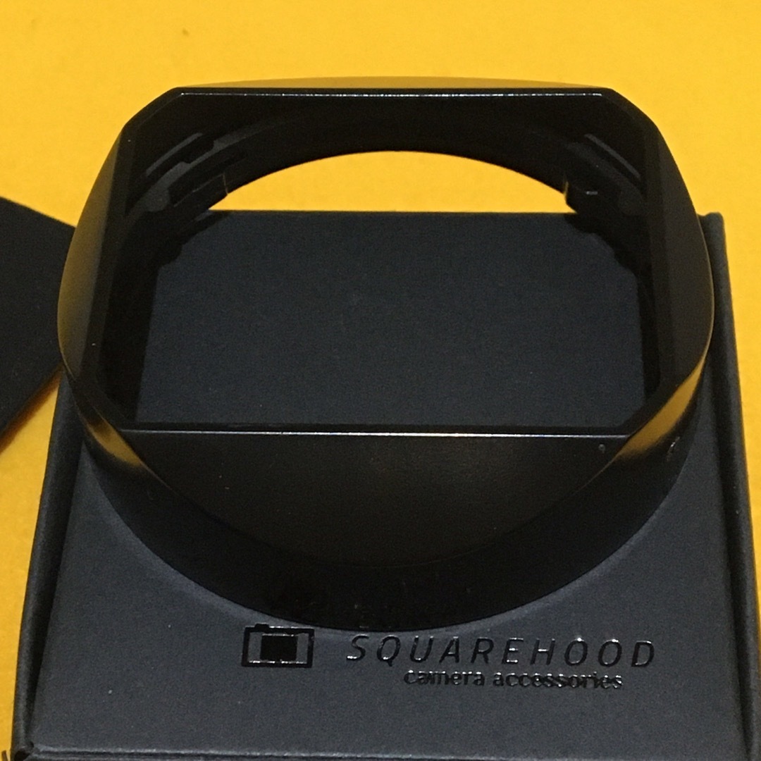 富士フイルム(フジフイルム)のSQUAREHOOD FUJIFILM XF35mmF1.4 専用 フード 美品 スマホ/家電/カメラのカメラ(レンズ(単焦点))の商品写真