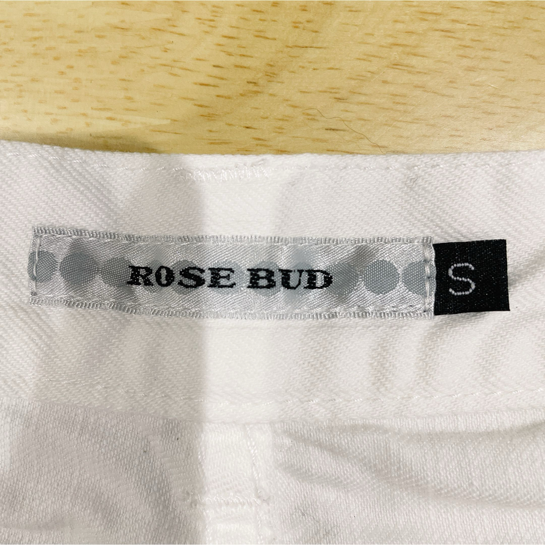 ROSE BUD(ローズバッド)の【ROSE BUD】カジュアル パンツ ホワイト S ダメージ加工 カットオフ レディースのパンツ(カジュアルパンツ)の商品写真