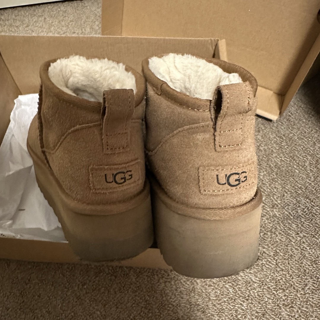 UGG(アグ)のugg ブーツ 厚底 chestnut 25.0cm レディースの靴/シューズ(ブーツ)の商品写真