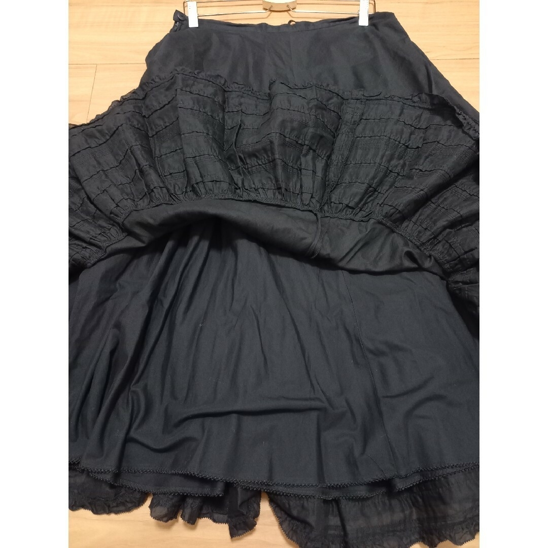 KANEKO ISAO(カネコイサオ)のカネコイサオ　ロングスカート　ピコフリル　ブラック レディースのスカート(ロングスカート)の商品写真