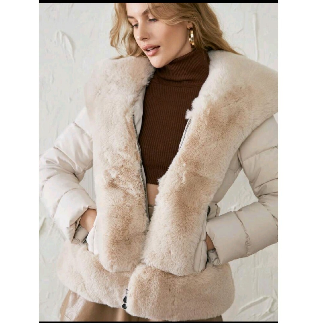SHEIN かわいらし ファー付きショートジャケット SHEIN かわいらし ファー付きショートジャケット