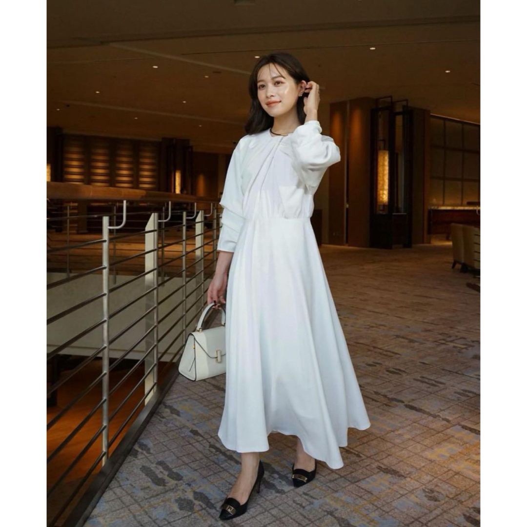 ánuansのL【完売品】L'AUBE BLANC★Twist Drape Dress Sサイズ